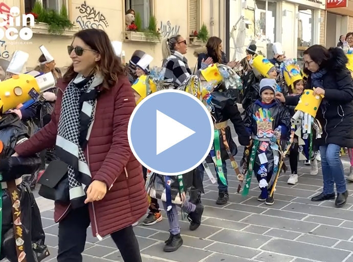 News Basilicata - Speciale Carnevale del riciclo a Matera. 